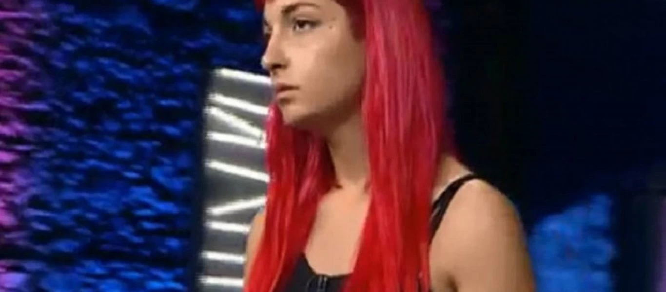 GNTM 2: Η παίκτρια που εκνεύρισε τον Άγγελο Μπράτη - «Το μαλλί σου είναι σαν περούκα» (βίντεο)